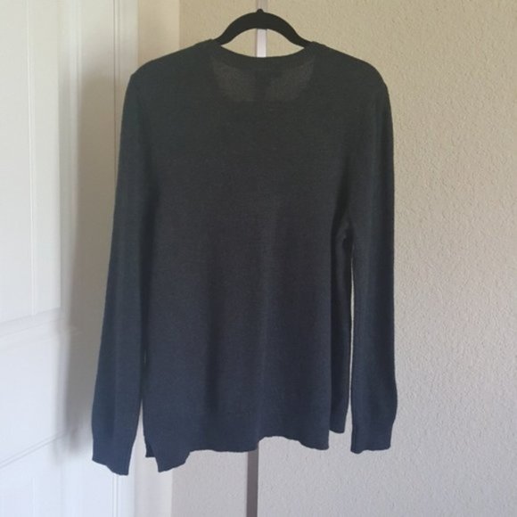 NWT Topshop Embellished Shoulder Grey Sweater - Picture 6 of 7